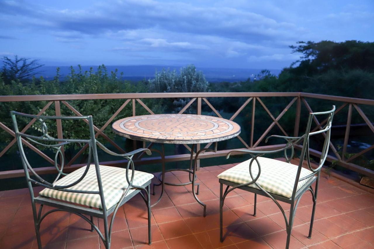 Francolin Cottage At Great Rift Valley Lodge & Golf Resort Naivasha Exterior photo